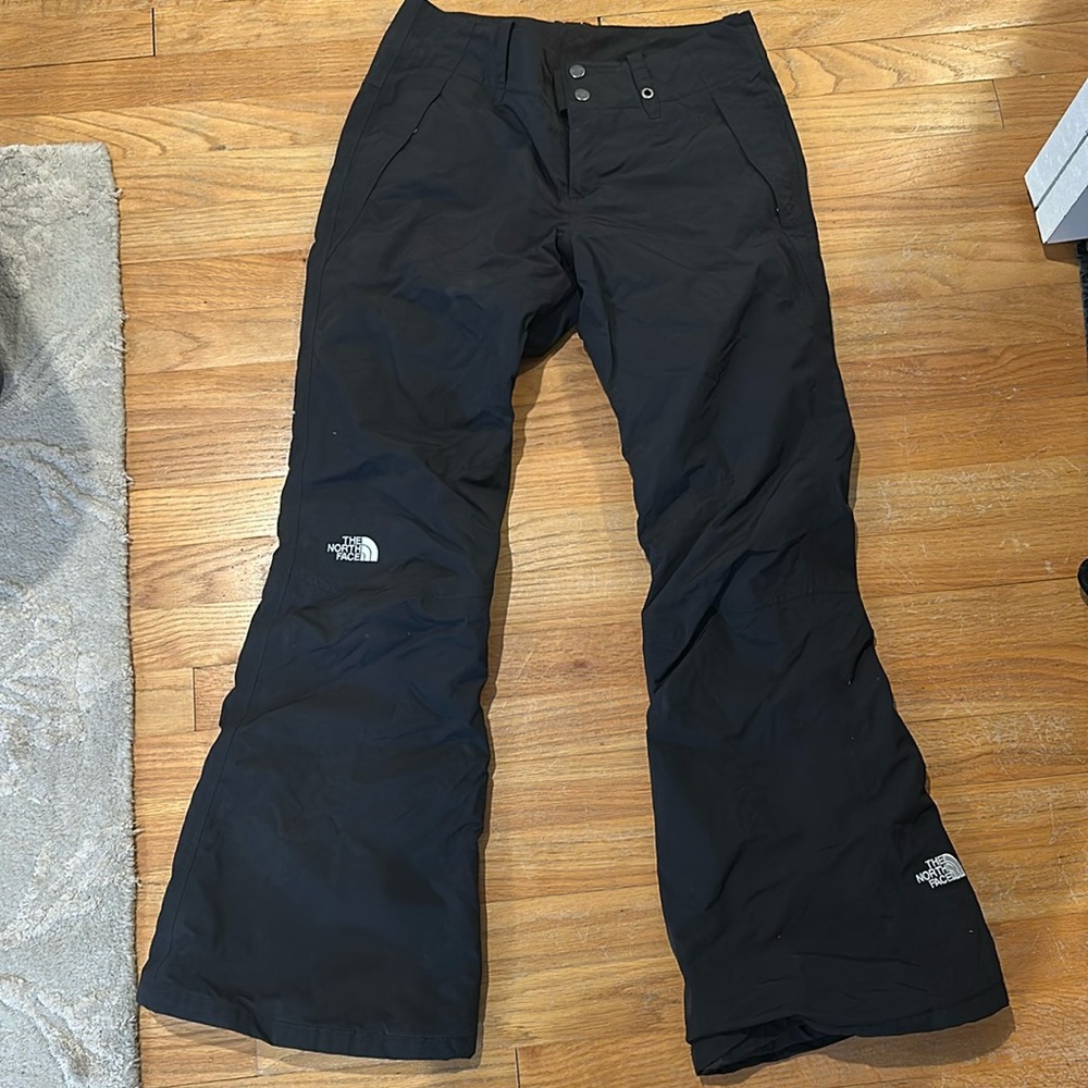 Women’s snow pants sz S/P black flare leg